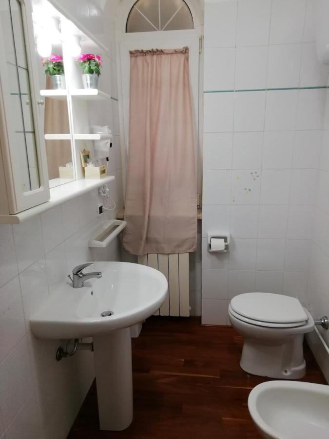 Casadolcecasalatina Bed and Breakfast Buitenkant foto